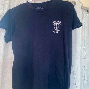 black aloha tee
